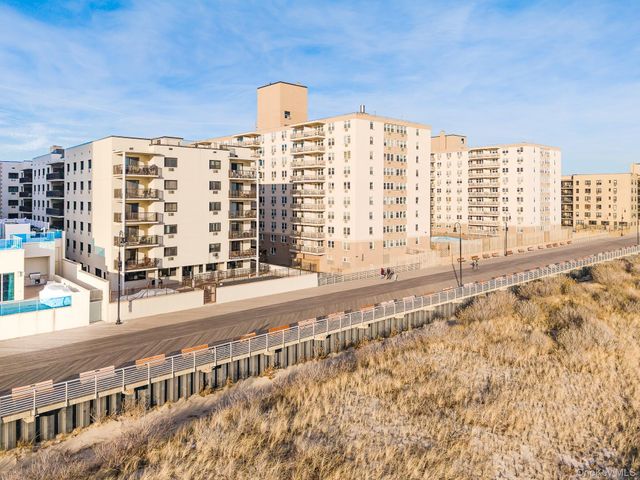 420 Shore Road 4C, Long Beach, NY 11561