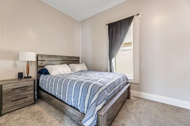 204 Harvester Avenue, Winona, MN 55987