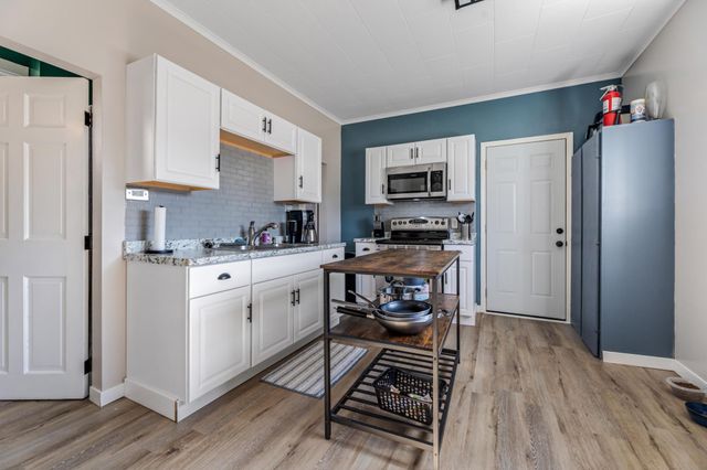 204 Harvester Avenue, Winona, MN 55987