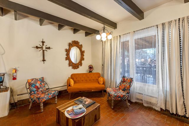 414 C De Baca Lane NW, Albuquerque, NM 87114