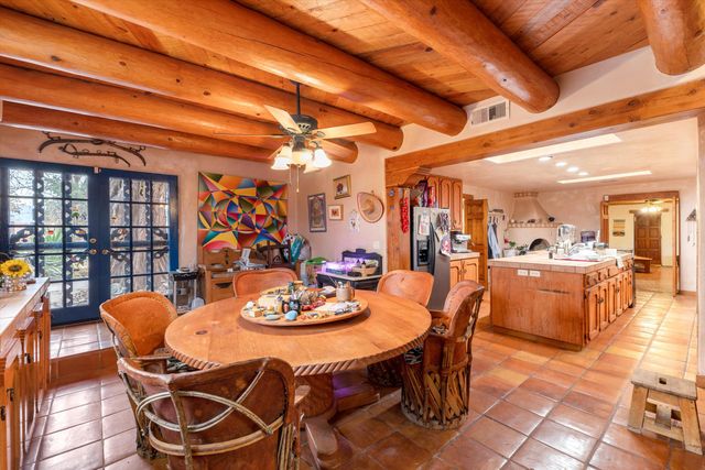 414 C De Baca Lane NW, Albuquerque, NM 87114