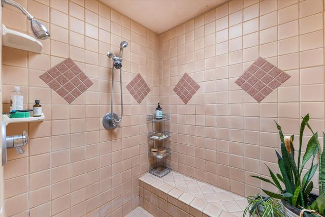 414 C De Baca Lane NW, Albuquerque, NM 87114