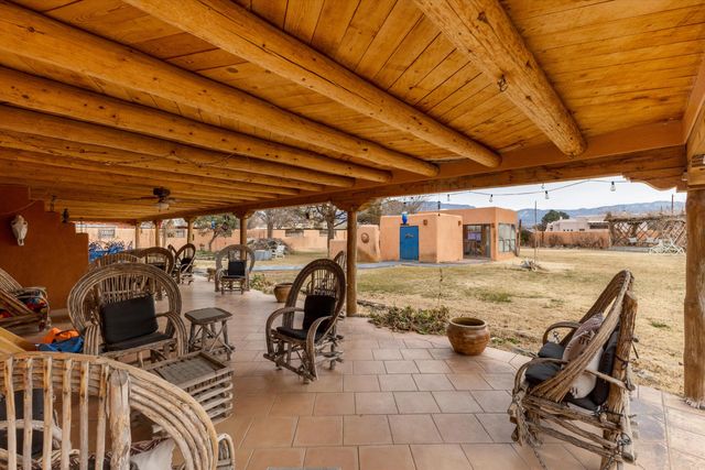 414 C De Baca Lane NW, Albuquerque, NM 87114