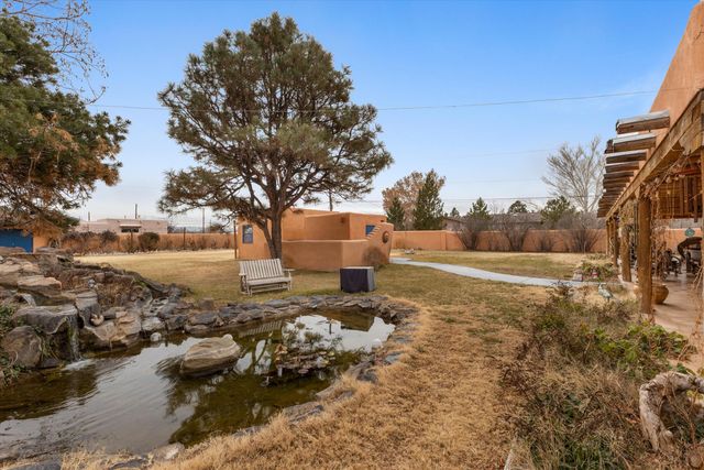 414 C De Baca Lane NW, Albuquerque, NM 87114