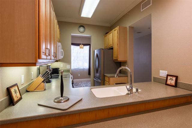 6801 DALI AVENUE 104, Land O Lakes, FL 34637