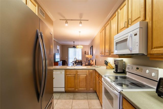 6801 DALI AVENUE 104, Land O Lakes, FL 34637