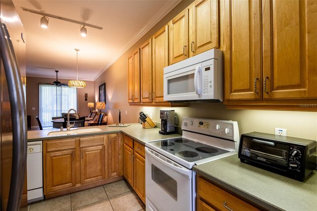 6801 DALI AVENUE 104, Land O Lakes, FL 34637