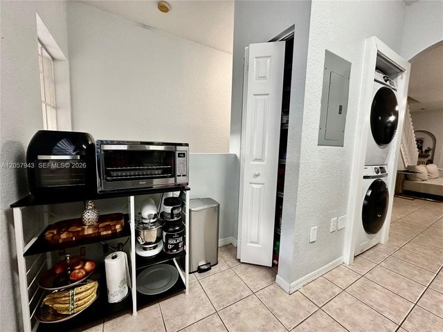 5640 NW 115th Ct 206, Doral, FL 33178