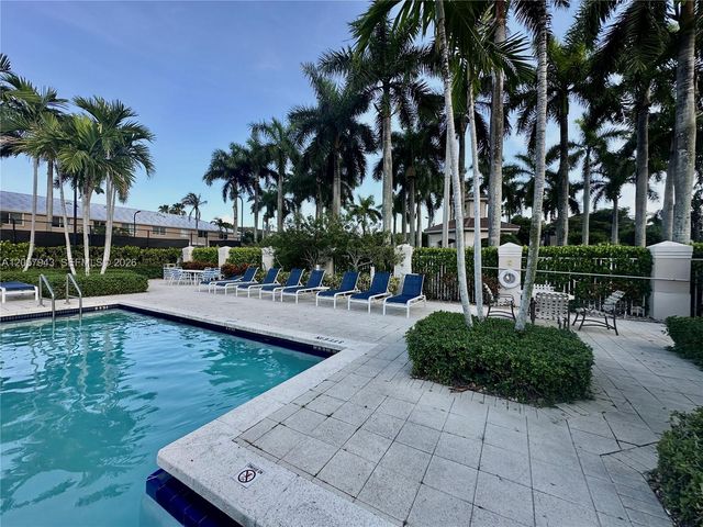 5640 NW 115th Ct 206, Doral, FL 33178