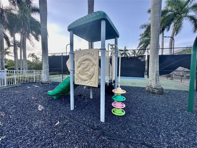 5640 NW 115th Ct 206, Doral, FL 33178