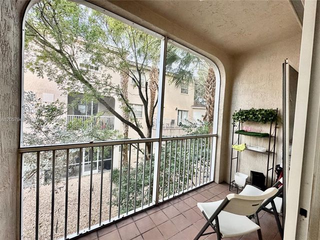 5640 NW 115th Ct 206, Doral, FL 33178