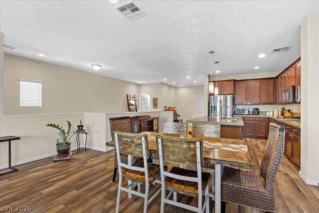 8304 Nebula Cloud Avenue, Las Vegas, NV 89131