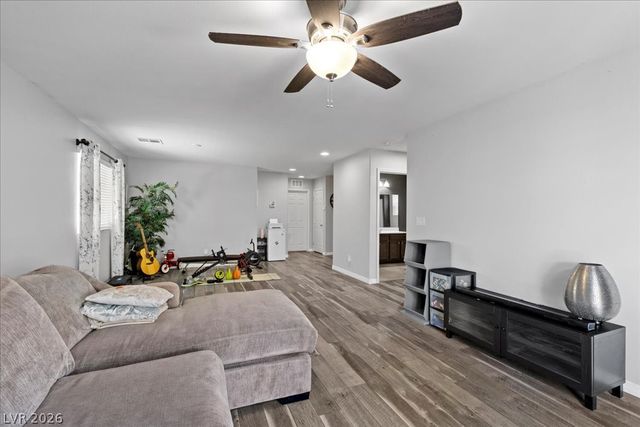 8304 Nebula Cloud Avenue, Las Vegas, NV 89131