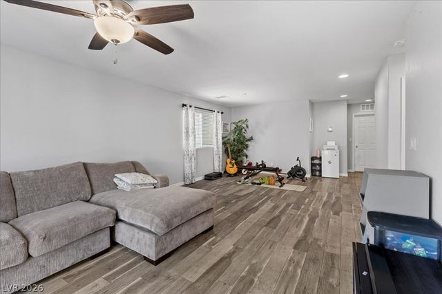 8304 Nebula Cloud Avenue, Las Vegas, NV 89131