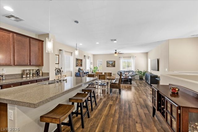 8304 Nebula Cloud Avenue, Las Vegas, NV 89131