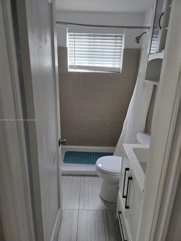 7124 Bay Dr 4, Miami Beach, FL 33141