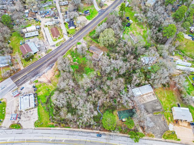 218 Highway 30 E E, Huntsville, TX 77320