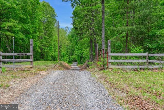 14584 CROSS COUNTY RD, Mineral, VA 23117