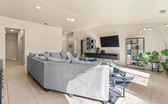 44658 Franklin Court, La Quinta, CA 92253