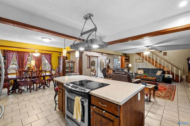 1590 Tabor Cutoff, Gadsden, AL 35904