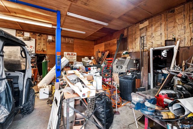 1590 Tabor Cutoff, Gadsden, AL 35904