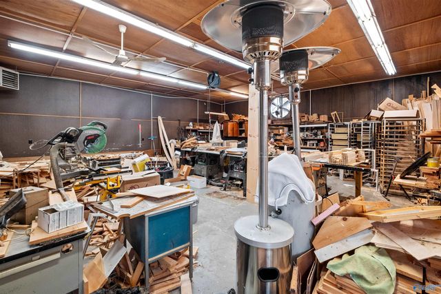 1590 Tabor Cutoff, Gadsden, AL 35904