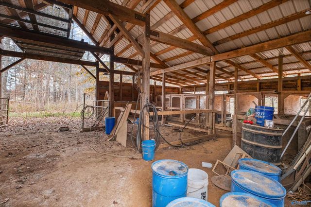 1590 Tabor Cutoff, Gadsden, AL 35904