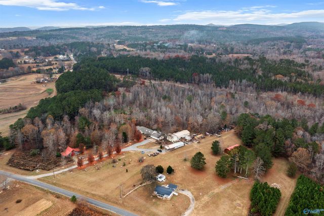 1590 Tabor Cutoff, Gadsden, AL 35904