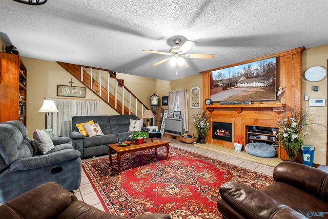 1590 Tabor Cutoff, Gadsden, AL 35904