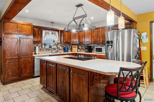 1590 Tabor Cutoff, Gadsden, AL 35904