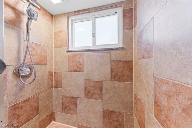 12008 Tucson Drive, Parma, OH 44130