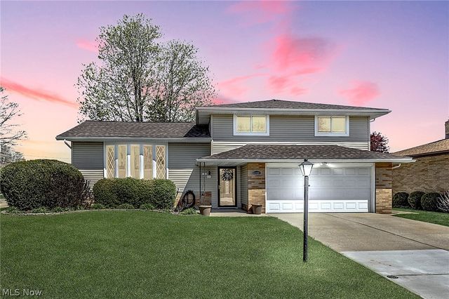 12008 Tucson Drive, Parma, OH 44130