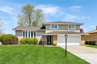 12008 Tucson Drive, Parma, OH 44130
