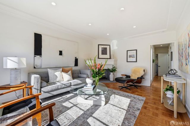 300 Edna Street, San Francisco, CA 94112