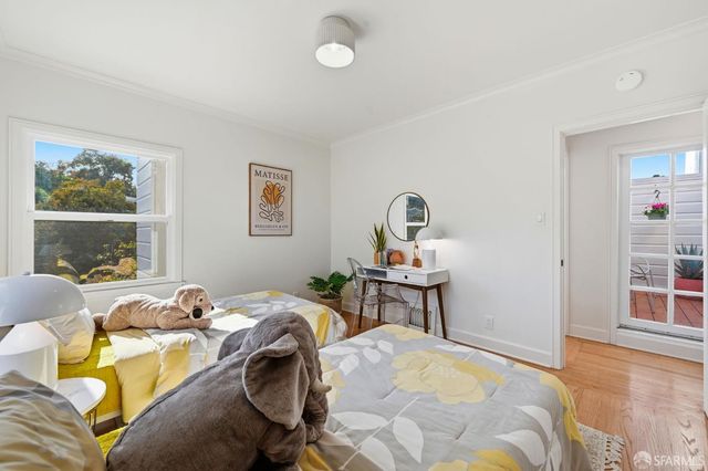 300 Edna Street, San Francisco, CA 94112