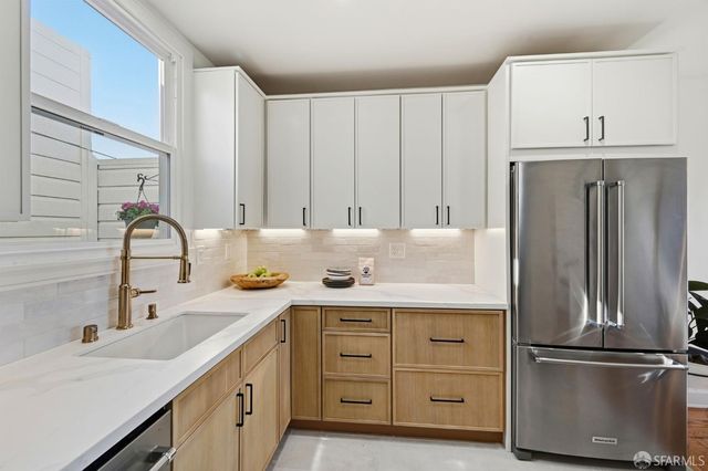 300 Edna Street, San Francisco, CA 94112