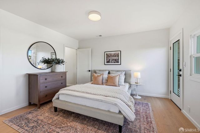 300 Edna Street, San Francisco, CA 94112