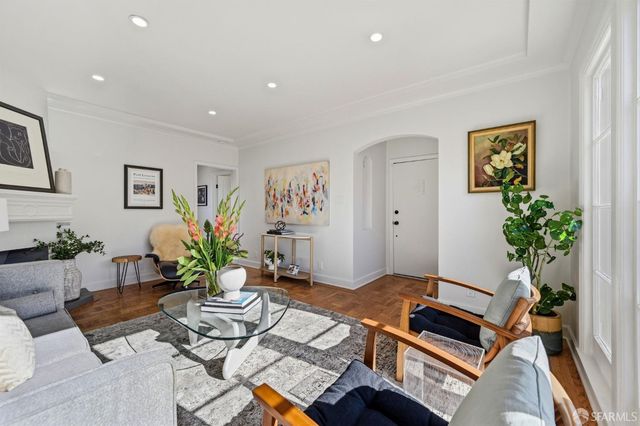 300 Edna Street, San Francisco, CA 94112
