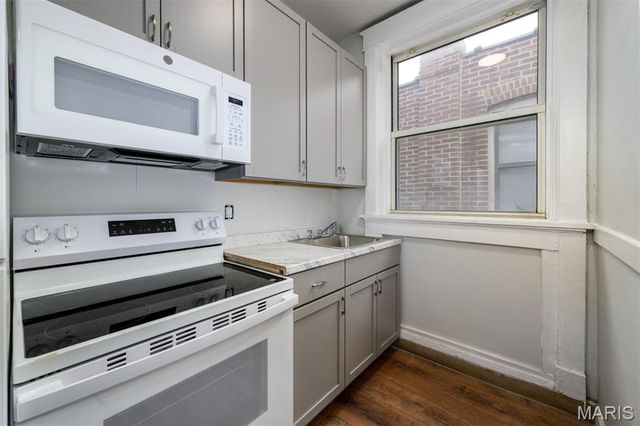 4141 Lafayette Avenue, St Louis, MO 63110