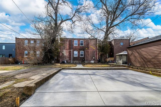 4141 Lafayette Avenue, St Louis, MO 63110