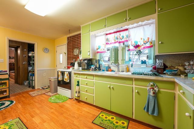 1387 SE Bluestem Rd, El Dorado, KS 67042