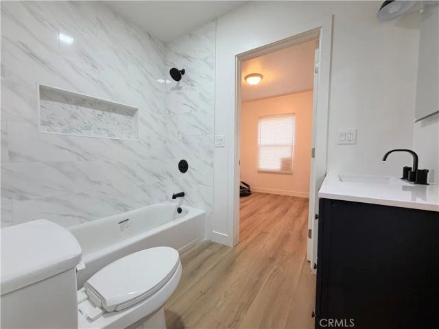 121 W 84th, Los Angeles, CA 90003