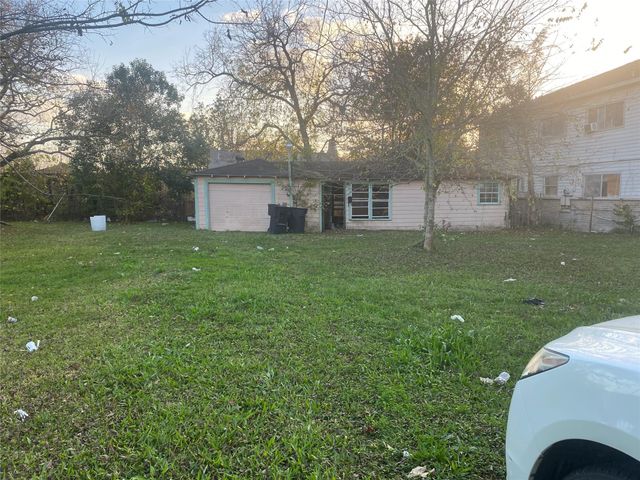 3848 Mainer Street, Houston, TX 77021
