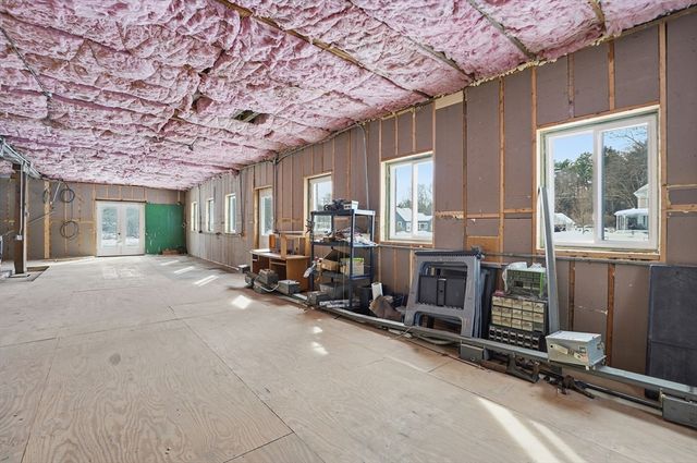 109 Royalston Rd, Orange, MA 01364