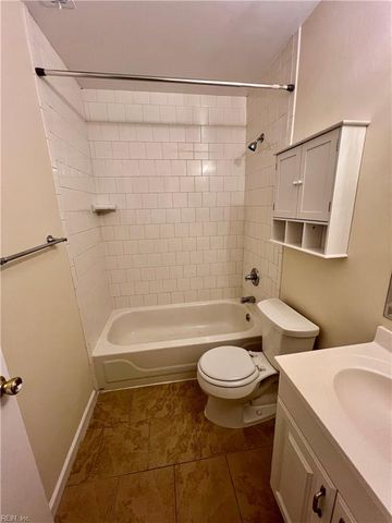 3560 Windmill DR, Virginia Beach, VA 23453
