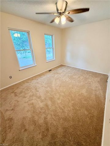 3560 Windmill DR, Virginia Beach, VA 23453