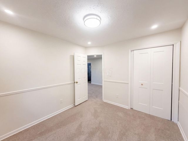 1979 E Cooke Road, Columbus, OH 43224