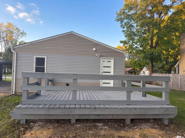 1979 E Cooke Road, Columbus, OH 43224