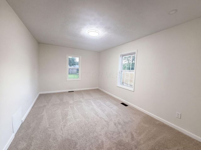 1979 E Cooke Road, Columbus, OH 43224