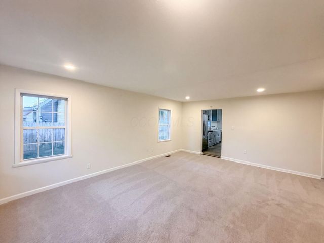 1979 E Cooke Road, Columbus, OH 43224